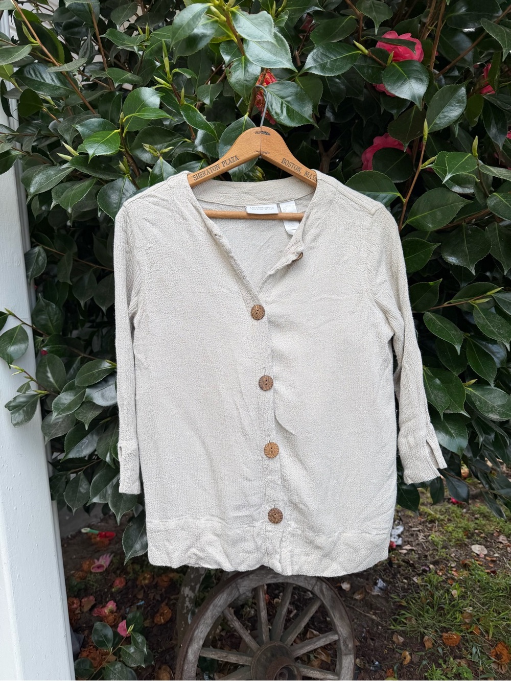 Liz Claiborne Natural Fiber Textured Beige Button-Front Top